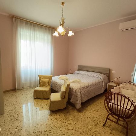 Domus Lineker Apartment Venafro Ngoại thất bức ảnh